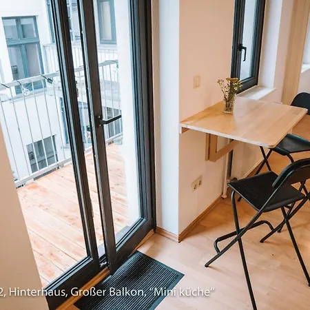 Apartment Helle Im Zentrum, Netflix Und Großer Küche Magdeburg