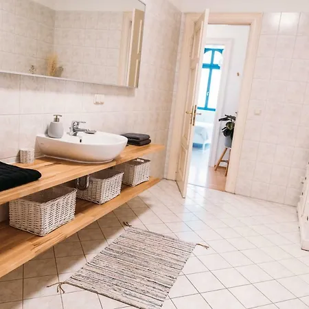 Apartment Helle Im Zentrum, Netflix Und Großer Küche